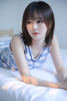 老师好紧开裆蕾丝内裤动漫原神